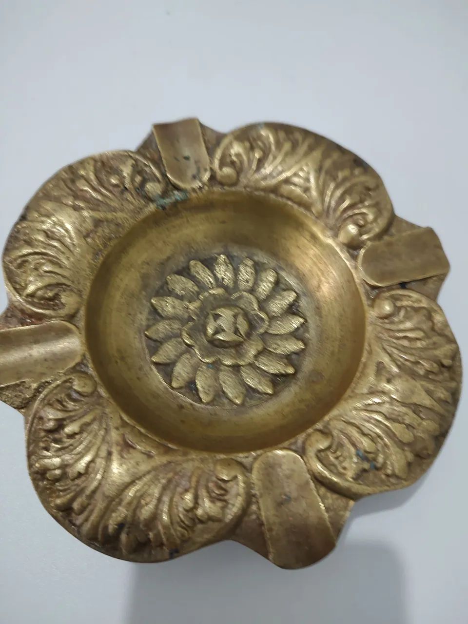 Cinzeiro de bronze. - Foto 3