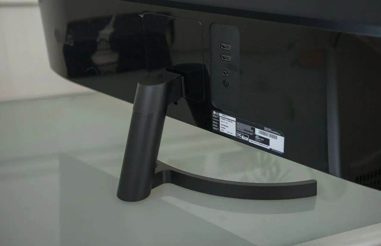 Monitor 34P - UltraWide Full HD IPS - LG - Foto 2