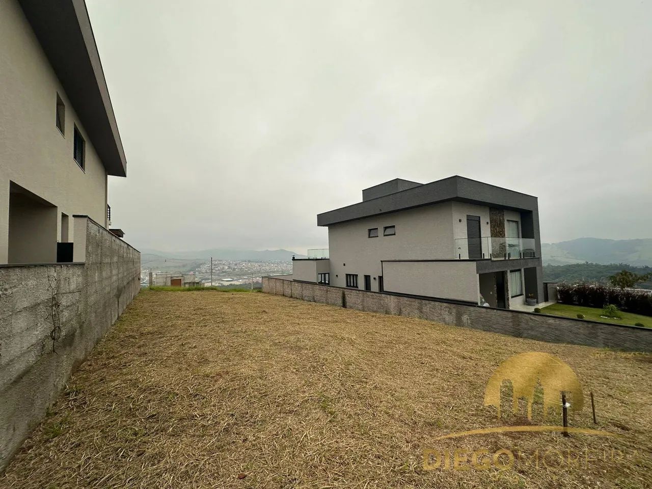 TERRENO EM CONDOMINIO FECHADO EM BOM JESUS DOS PERDOES - Foto 2