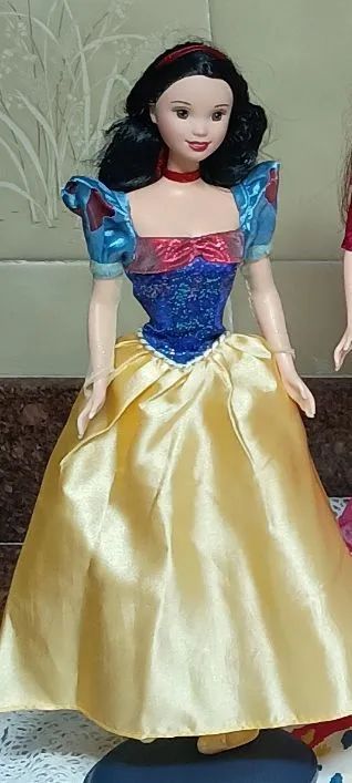 Boneca Branca de Neve Barbie Princesas  - Foto 3