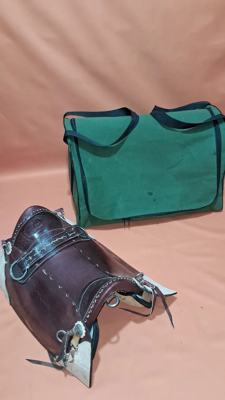 Bolsa para sela de cavalo