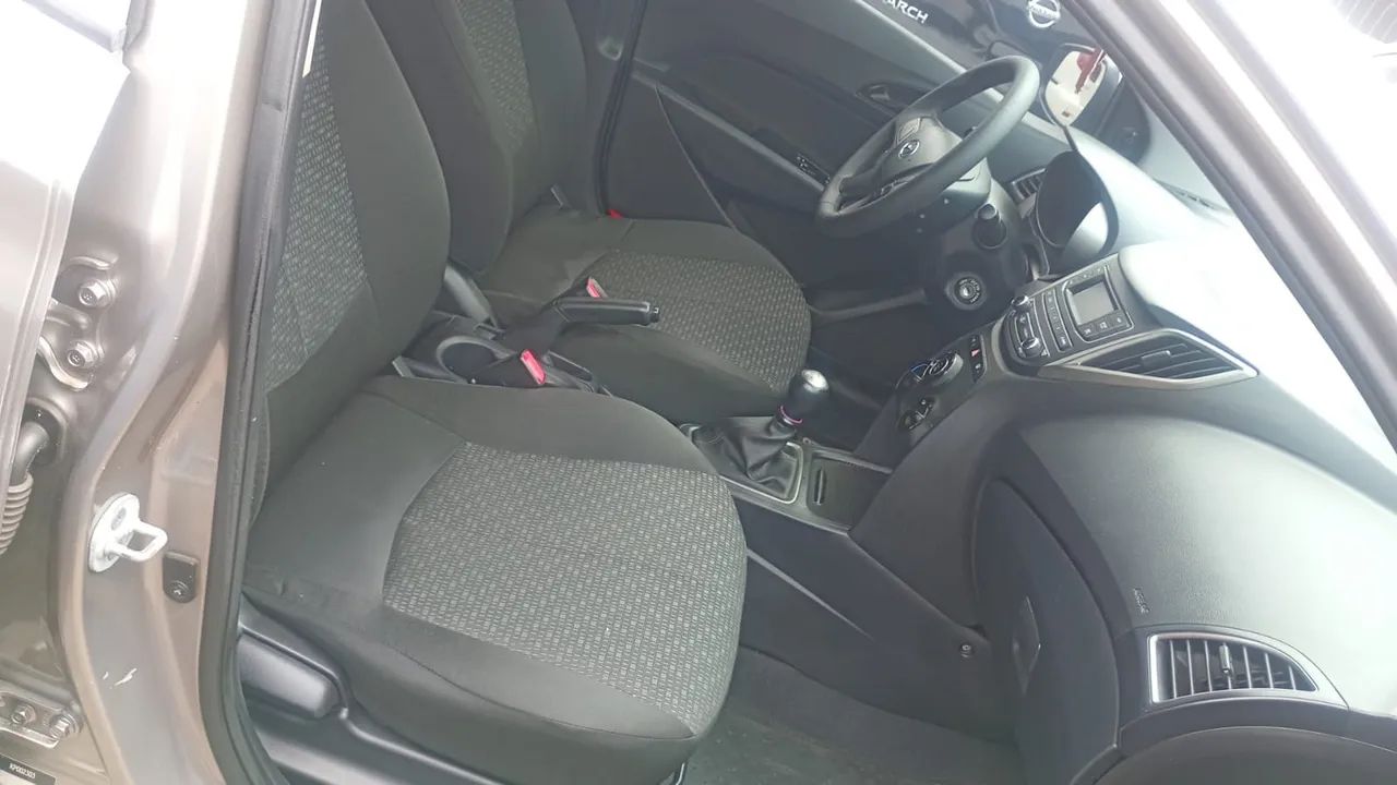 Hyundai HB20 Unique 1.0 Flex 12V Mec. 2019 - Foto 4
