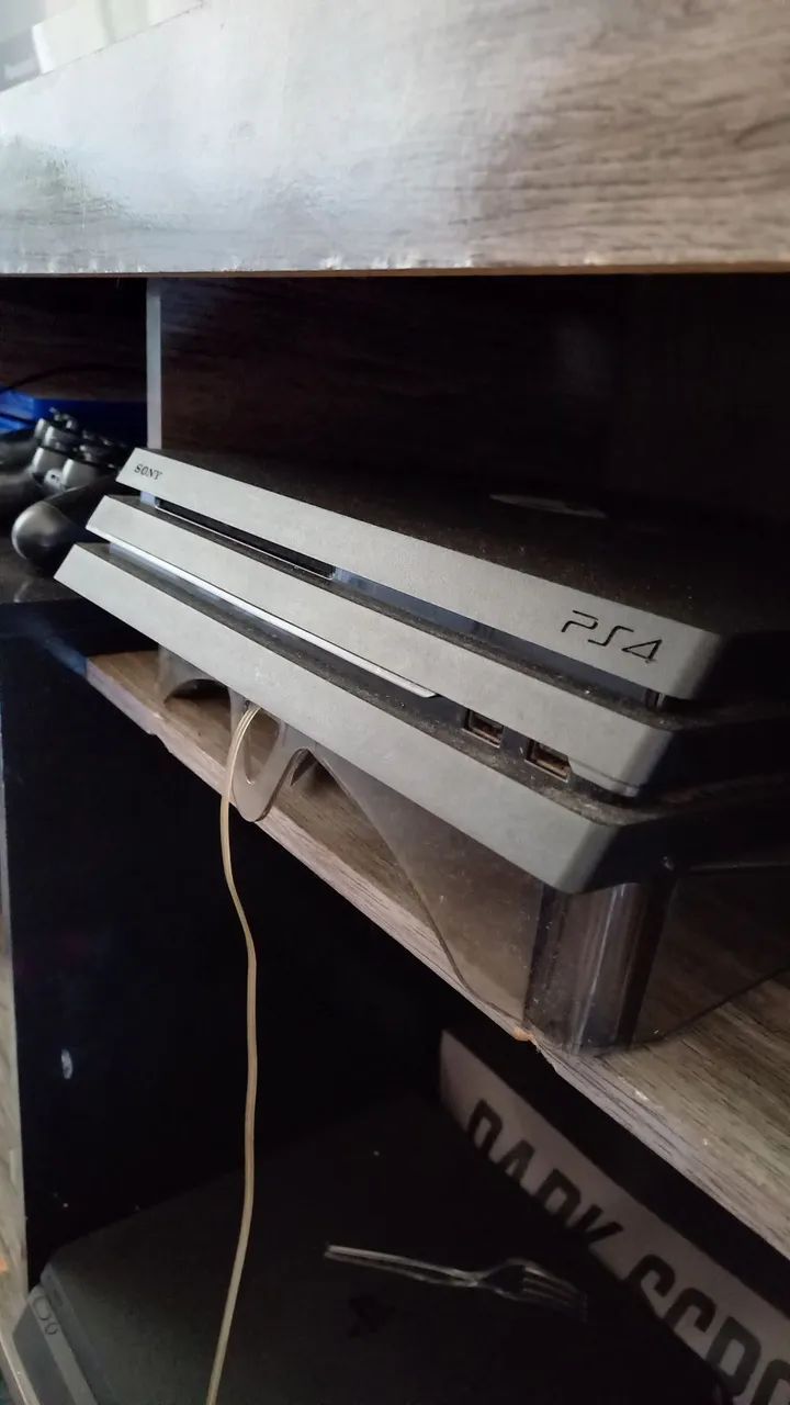 Ps4 pro 