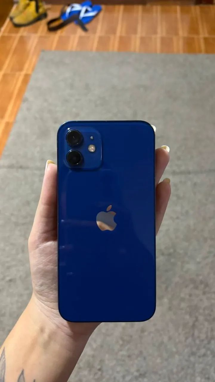 Iphone 12 muito novo - Foto 3
