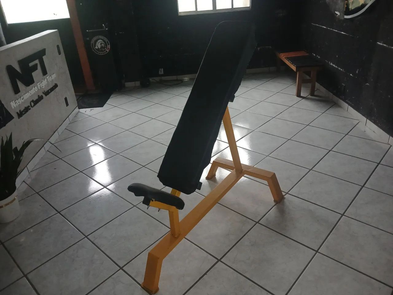 Banco inclinado