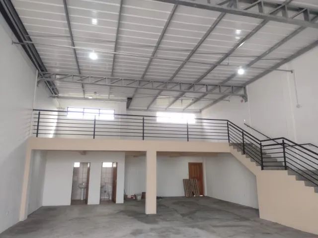 ALUGO GALPÃO NOVO FORQUILHAS SJ - Foto 2