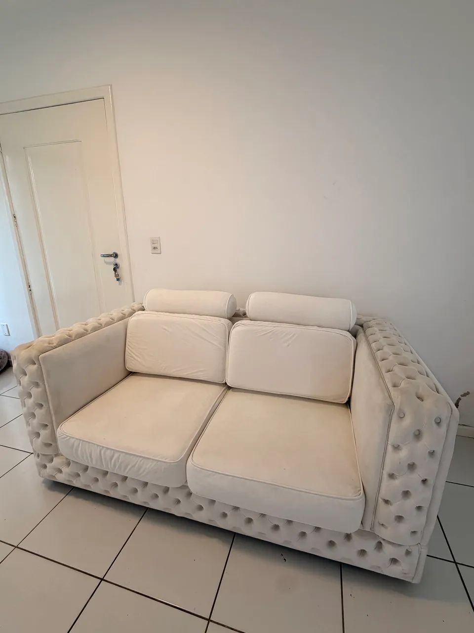 OPORTUNIDADE! - Sofá 2 lugares com ótima estrutura  - Foto 5