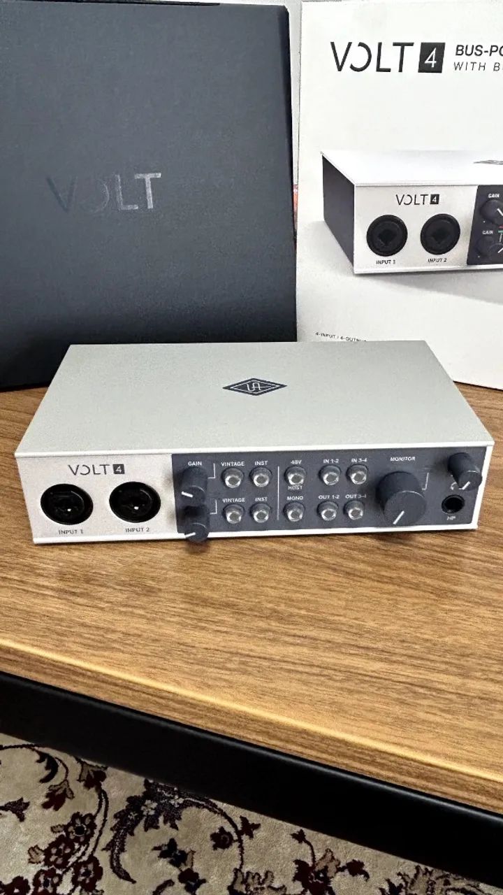 Interface De Áudio Universal Audio Volt 4 Usb