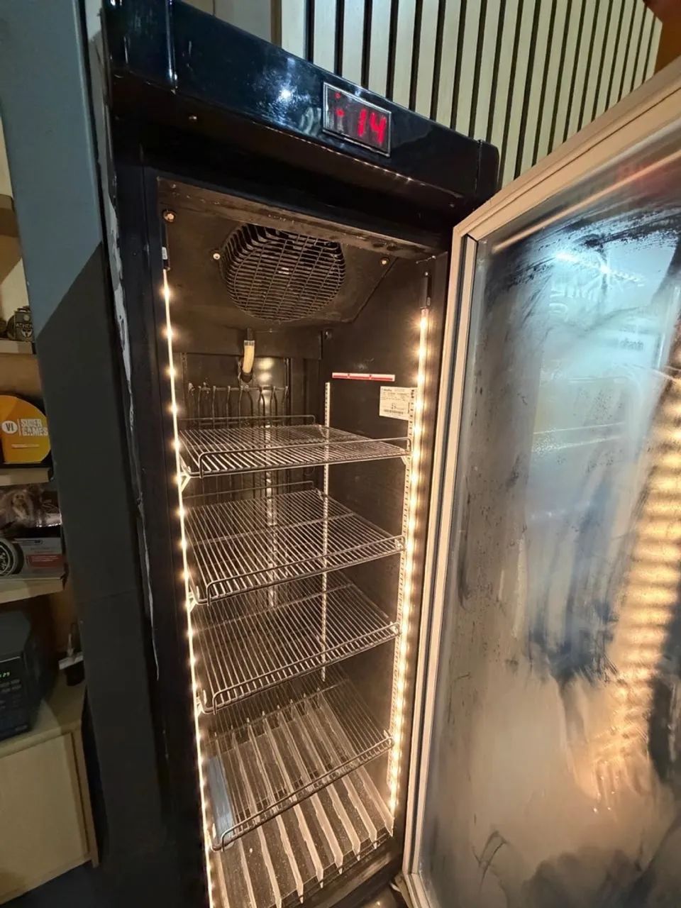 Freezer Expositor Vertical com LED - Foto 3
