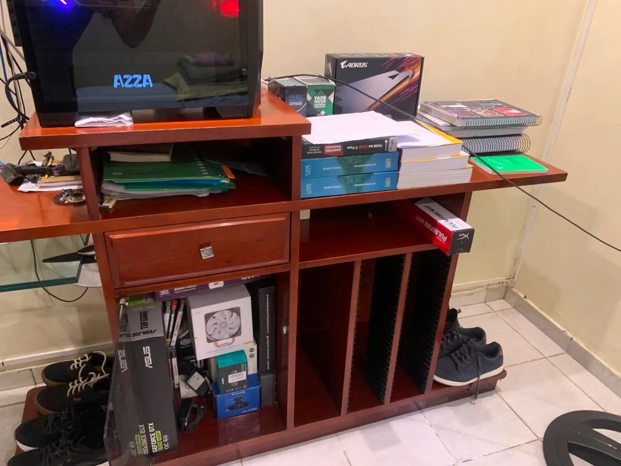 Mesa para computador e afins - Foto 4