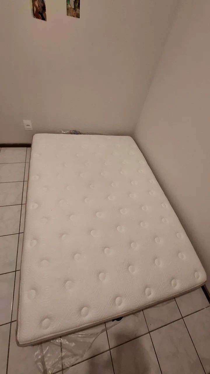 COLCHÃO SEMI-NOVO