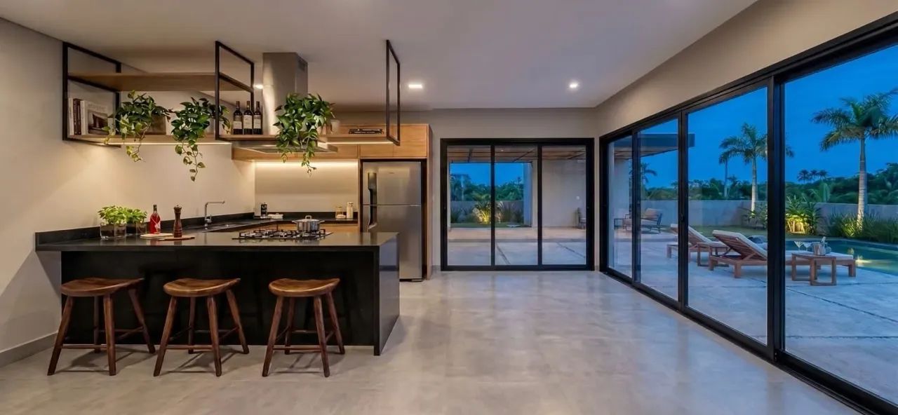 CASA COM 4 SUITES, COND. FECHADO! - Foto 2