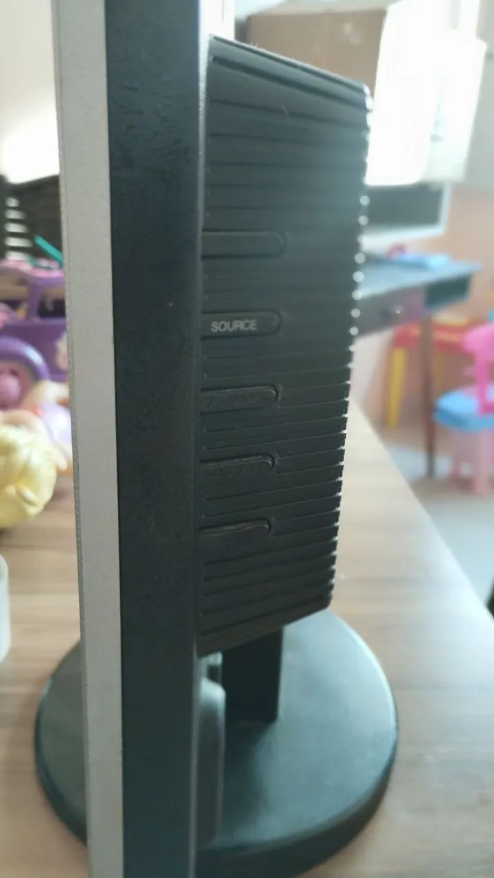 Monitor LG Flatron 17 polegadas  - Foto 3