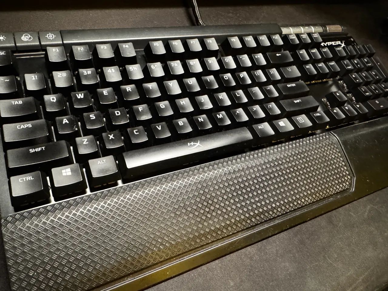 Teclado Mecânico HyperX Alloy Elite RGB - Foto 2