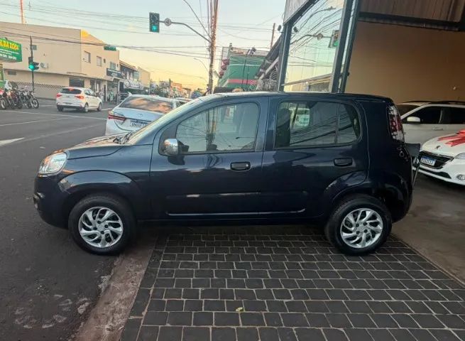 Fiat Uno Attractive 1.0 EVO Fire Flex 8V 5P 2015 - Foto 5