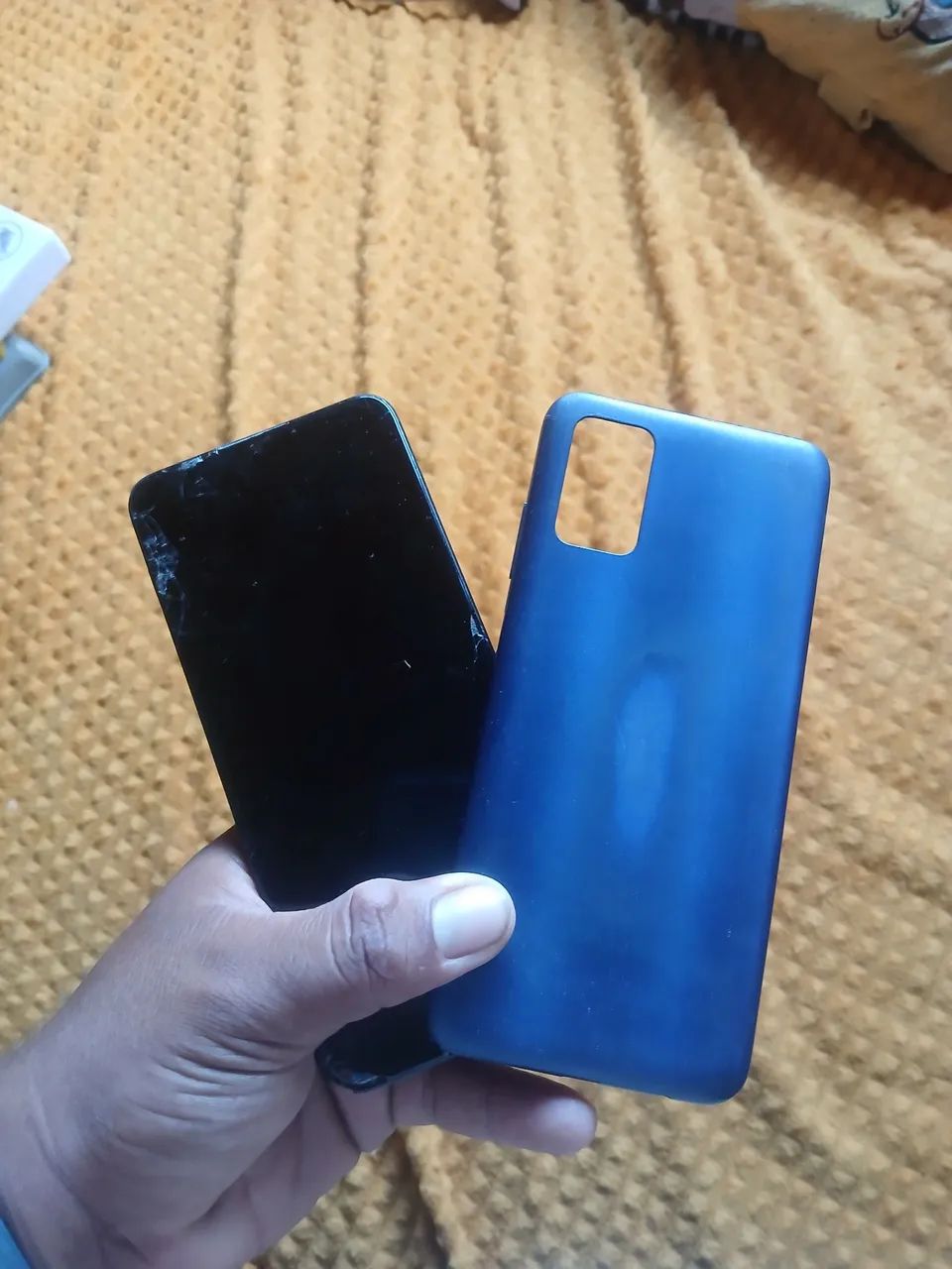 Celular pra aproveitar peças Placa Funcionar , Camera , Bateria. - Foto 3