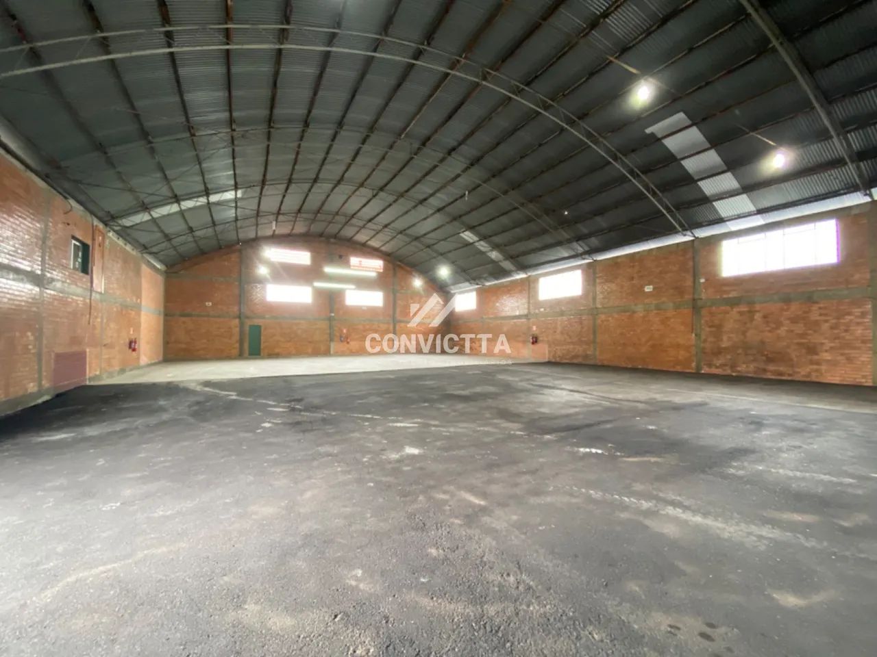PAVILHÃO NO BAIRRO DESVIO RIZZO - Foto 4