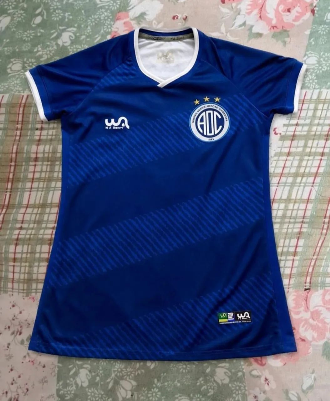 Camisa Confiança feminina Número 10 Modelo Baby Look