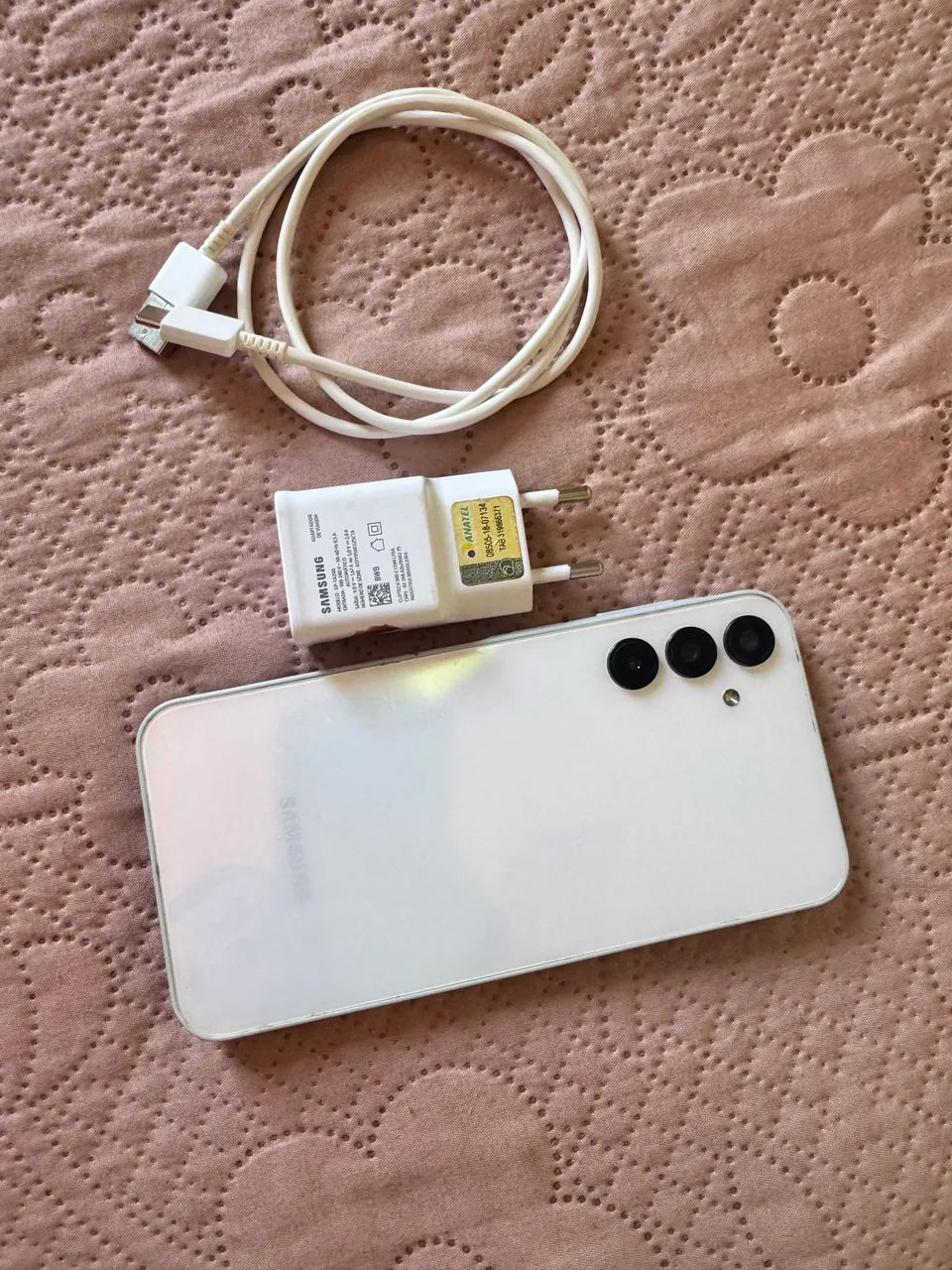 Celular Samsung A15 em perfeito estado.