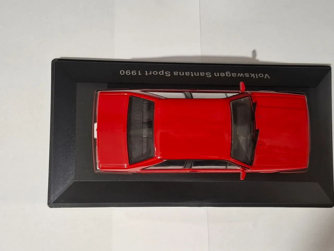 Miniatura VW Santana Sport (1990) 1:43 - Foto 3