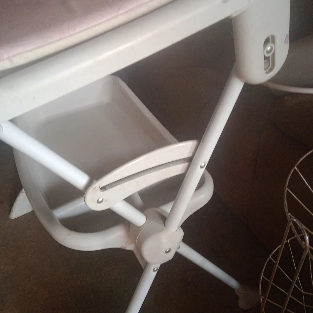 Suporte para banheira de bebê - Foto 3