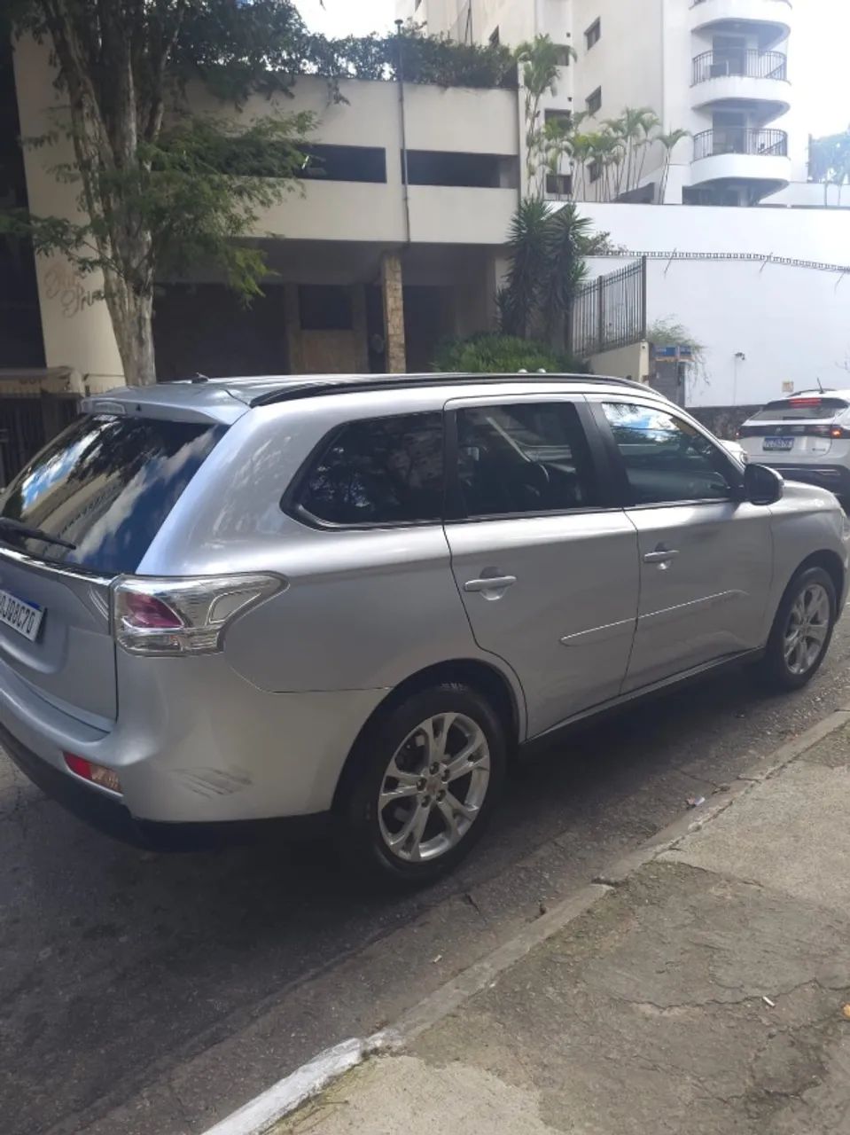 Mitsubishi Outlander 2014