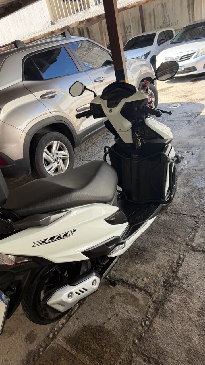 Moto Honda elite 