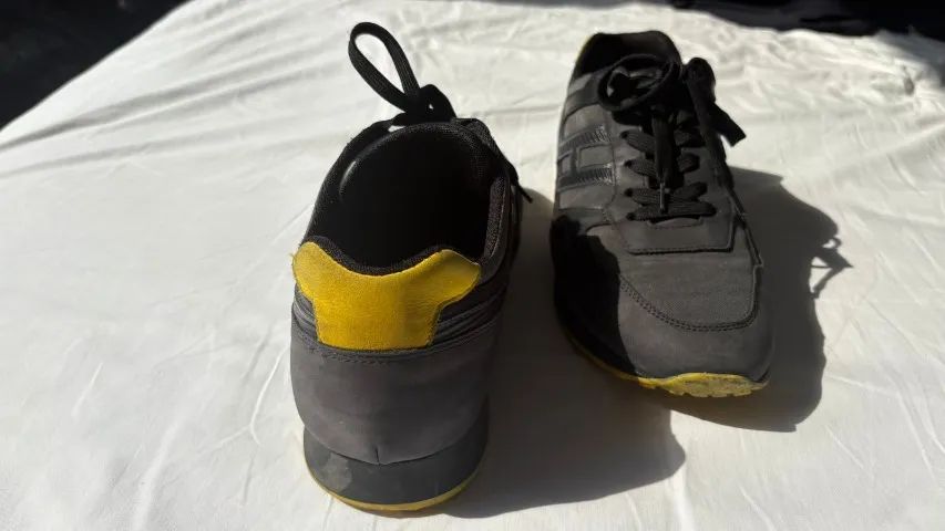 Tenis hoggan 