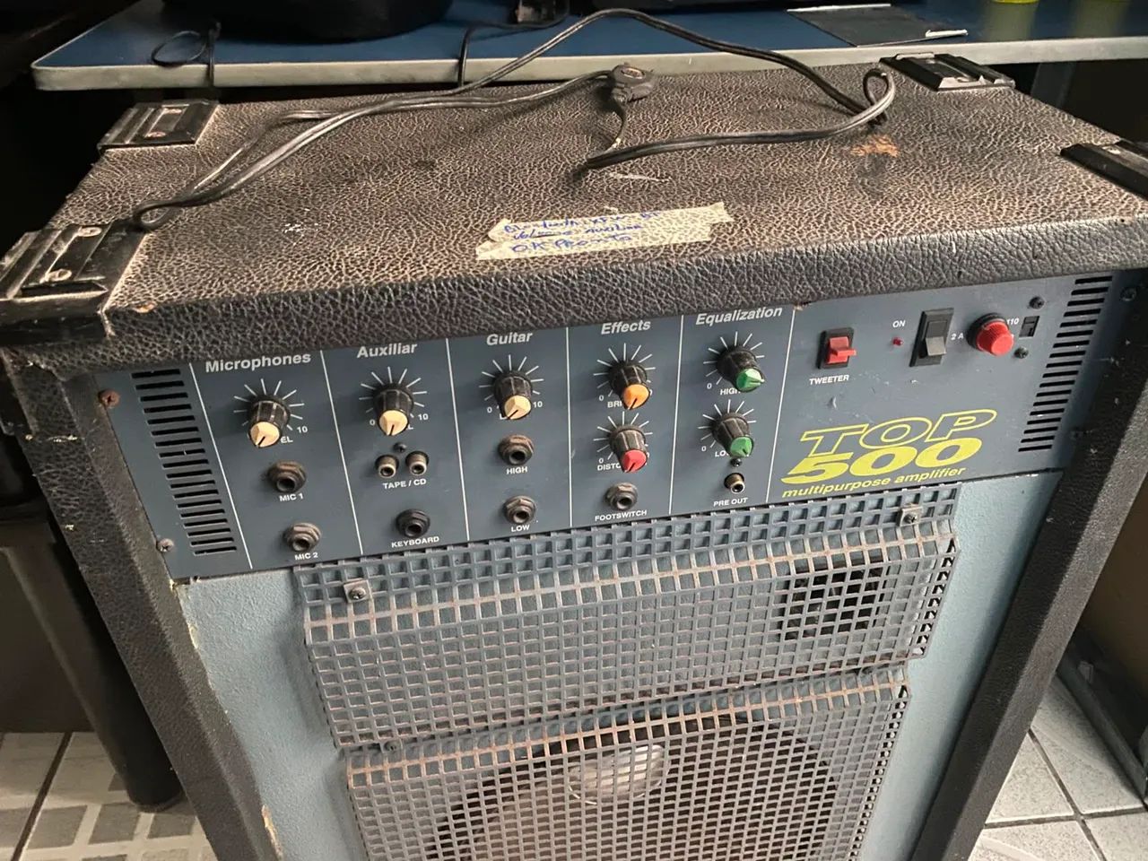 Caixa amplificada top 500 funcionando perfeitamente R$ 1000,00