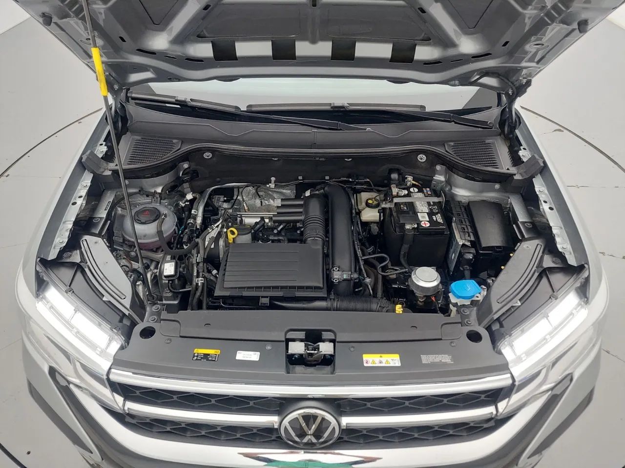 Volkswagen Taos Highline 1.4 250 TSI Flex Aut., foto 10 de 18