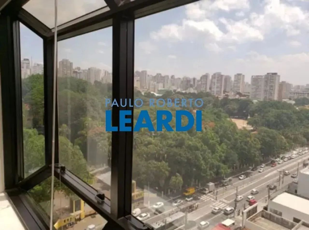 CONJ. COMERCIAL - ÁGUA BRANCA - SP