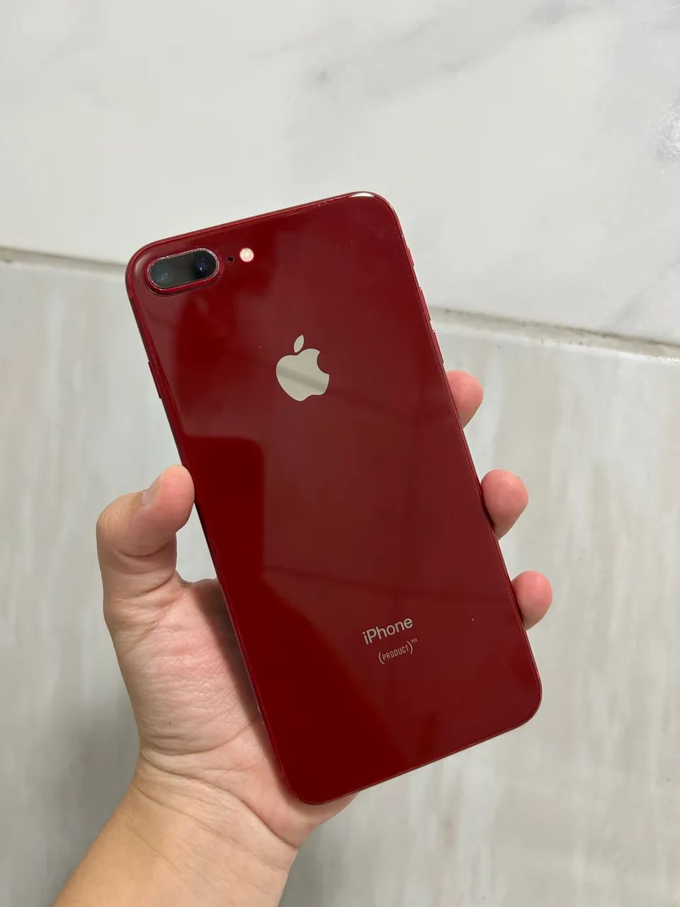 IPHONE 8 PLUS RED 64GB - Foto 2