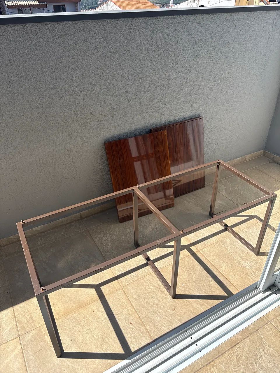 Suporte da aço para mesa de madeira