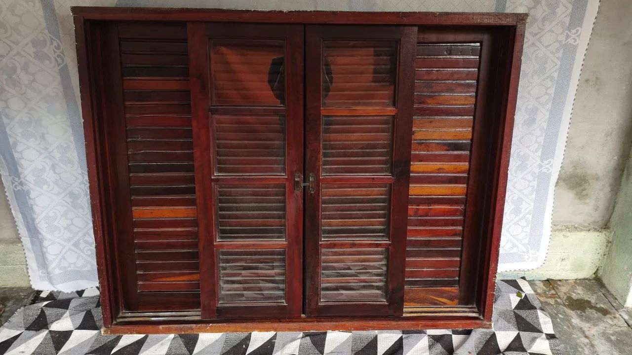 Vitro e porta balcão madeira e vidro  - Foto 3