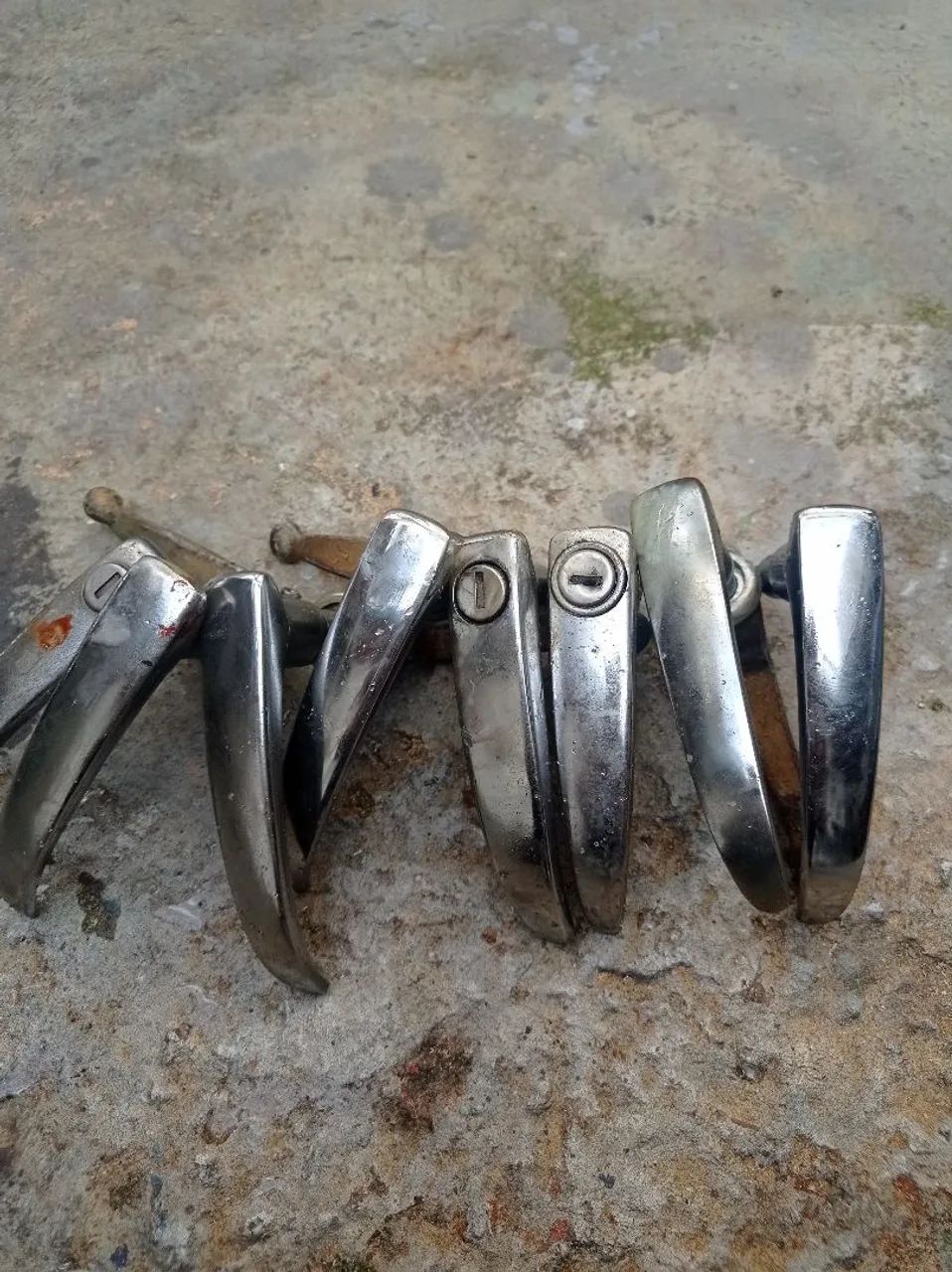 Maçanetas de carro antigo 