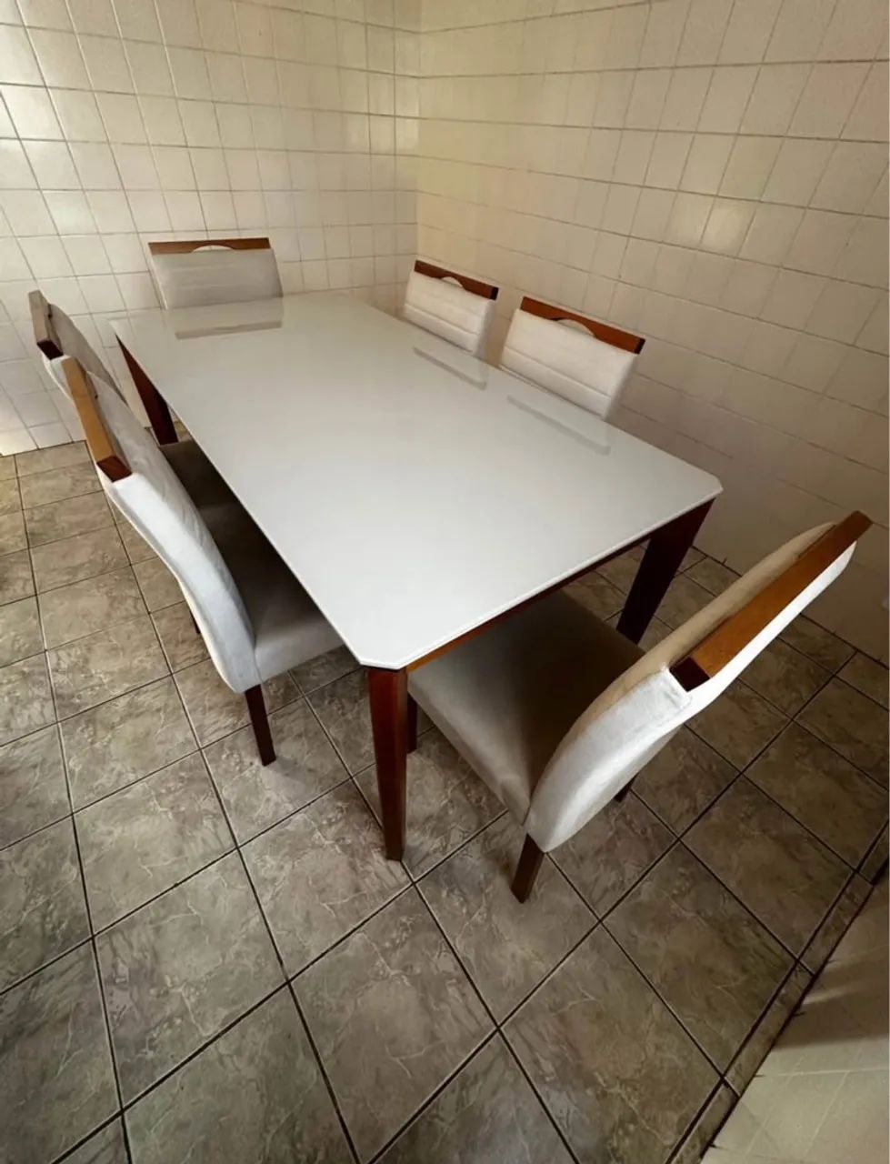 Mesa com 6 cadeiras - Foto 4