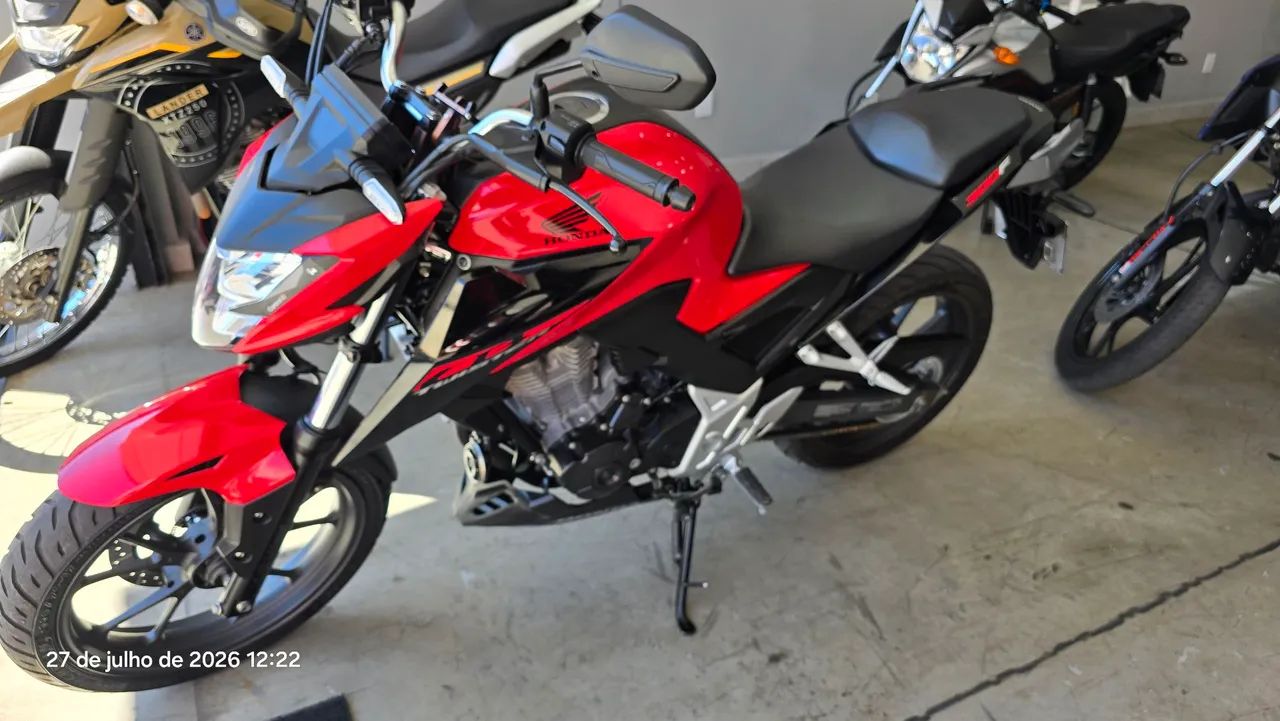 CB 300 F - Foto 5