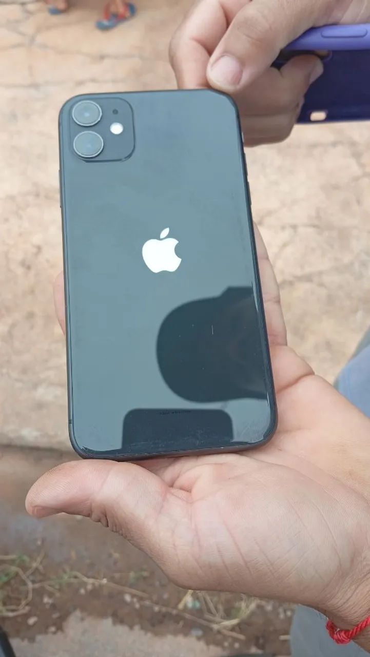iPhone 11 128 GB  - Foto 2