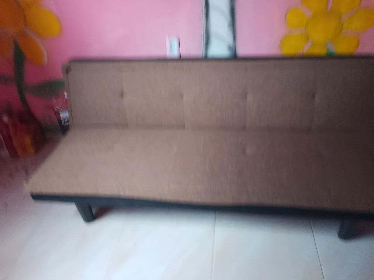 Sofá retratil vira cama novo