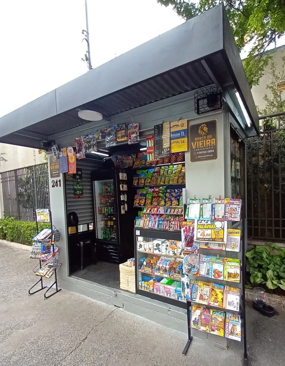 Vende se banca de jornal e conveniências com tudo que tem dentro  - Foto 2