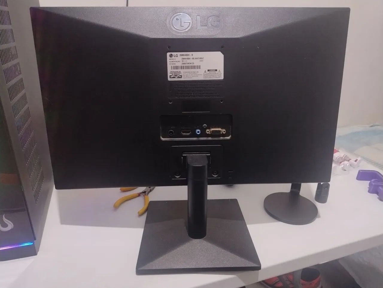 Monitor LG 19.5 (Com defeito) - Foto 2