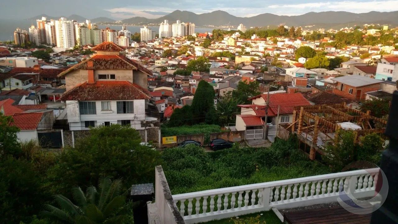 Terreno de 432.07m² no bairro Agronômica - Foto 4