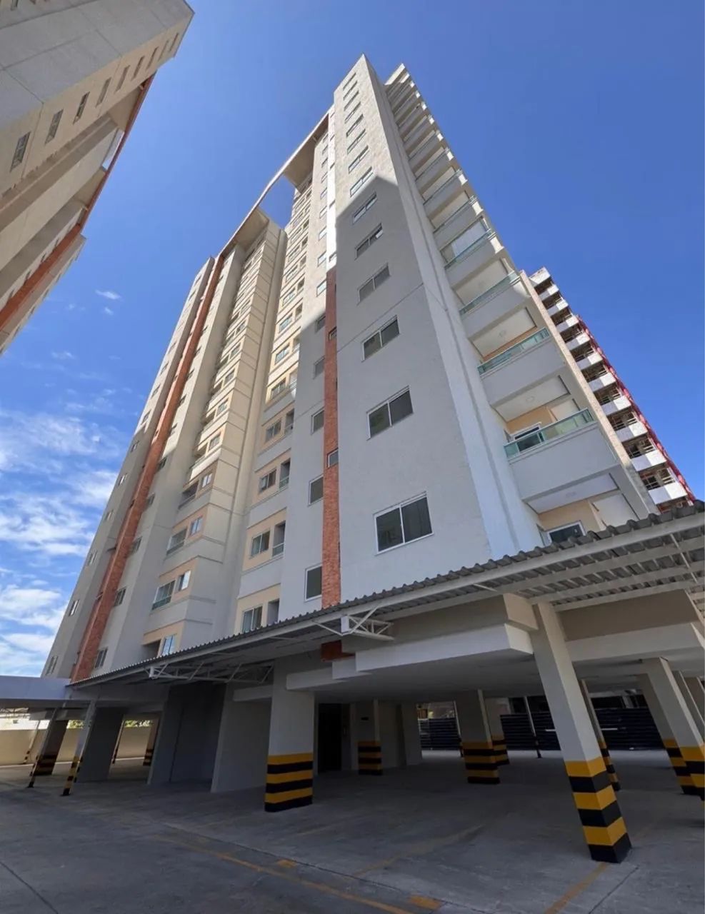 Alugo apartamento 