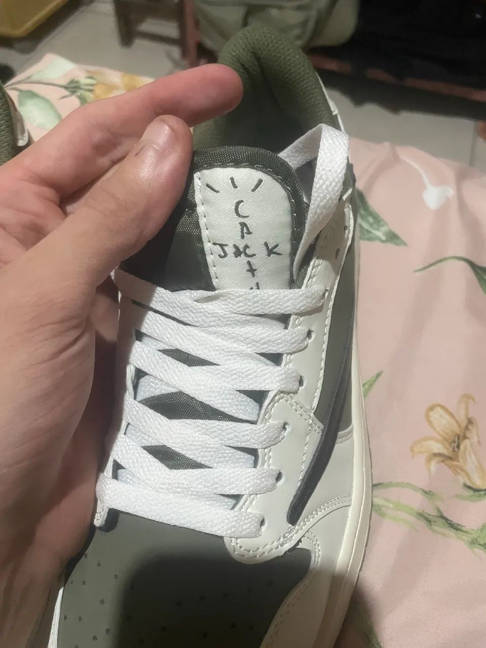 jordan 1 low travis 