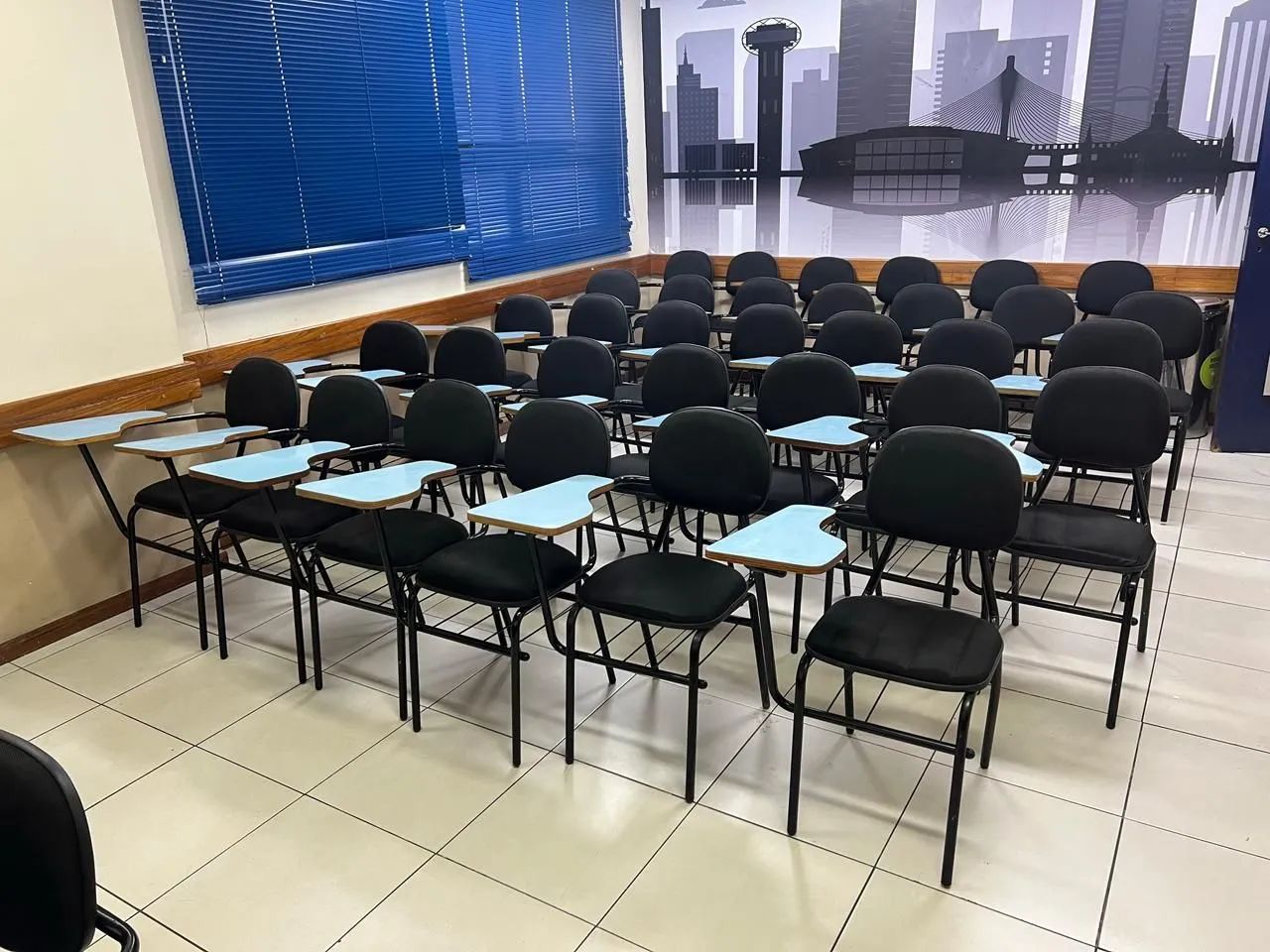 Cadeiras reformadas 