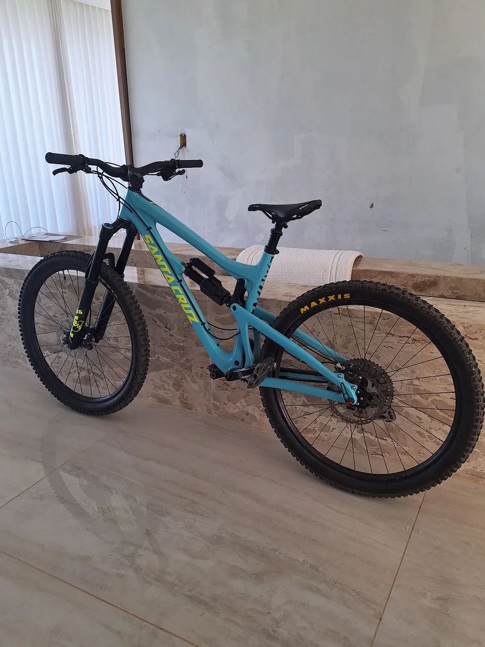Vendo Santa Cruz Nomad 27.5 L - Foto 5