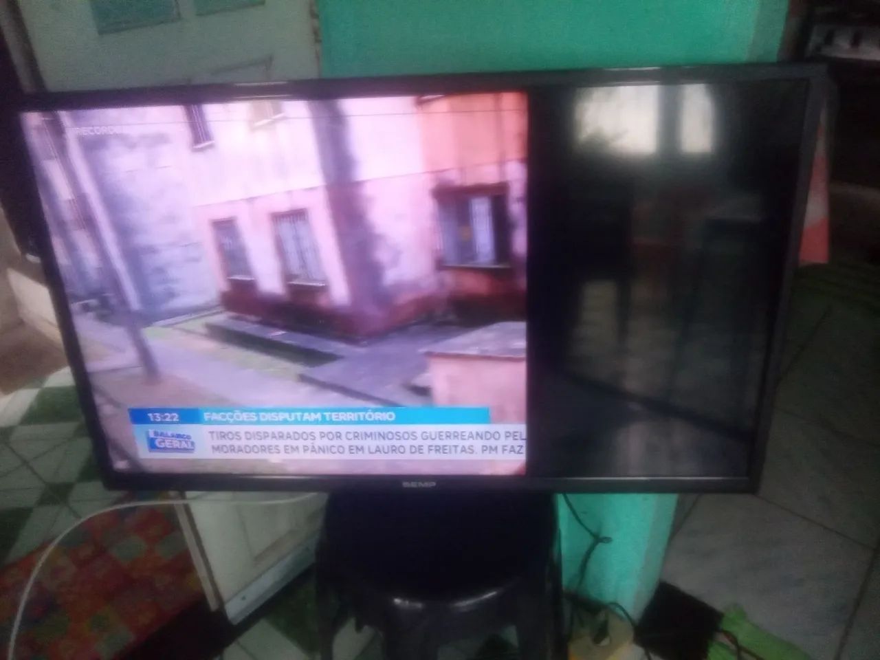 Tv.  Toshiba.  De.  39.  Polegadas.  Modelo.  DL3975i(A).  Tem.  Controle.  Leia.   - Foto 3