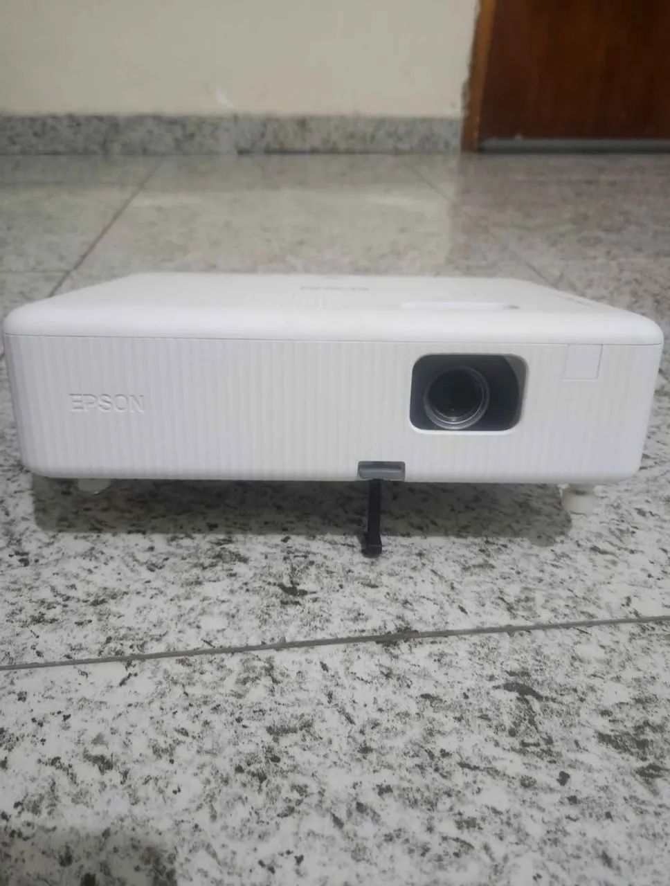 Projetor Epson co-w01