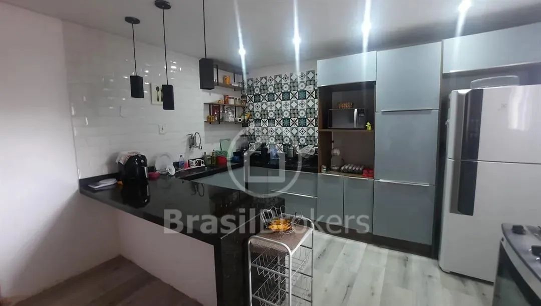 Vendo Prédio inteiro com diversos apartamentos alugados único dono