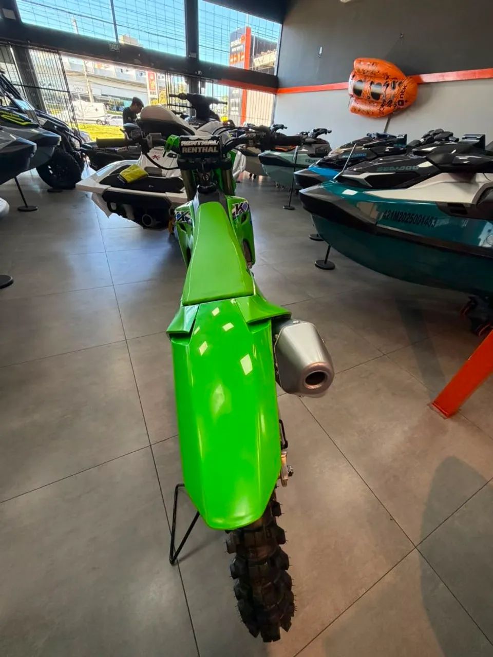 KX 2025 COM 1HORA DE USO - Foto 3